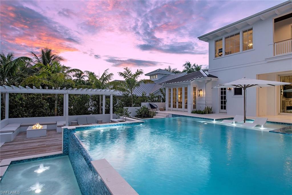 OLDE NAPLES - Residential