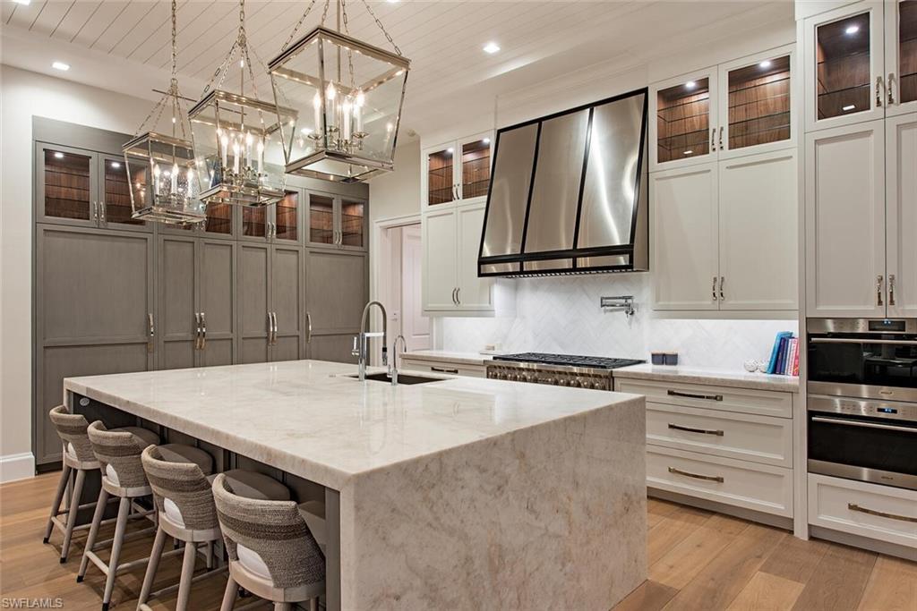 OLDE NAPLES - Residential