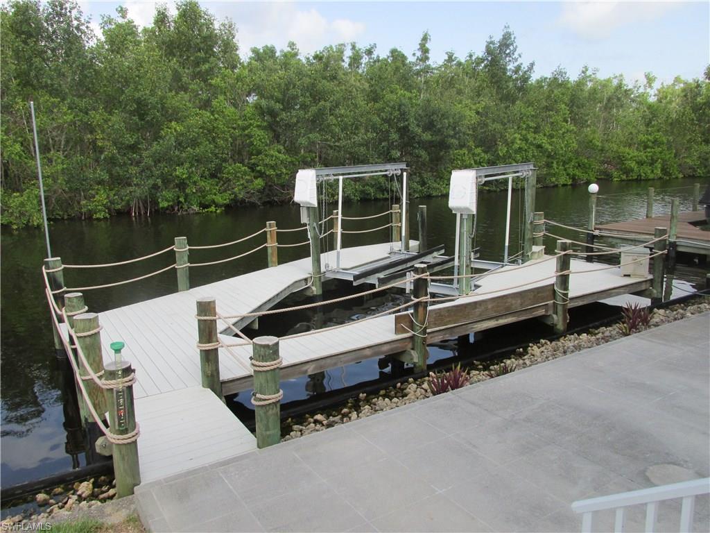 BAYSIDE ESTATES - Residential