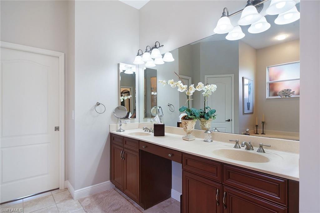 STONEYBROOK - Residential