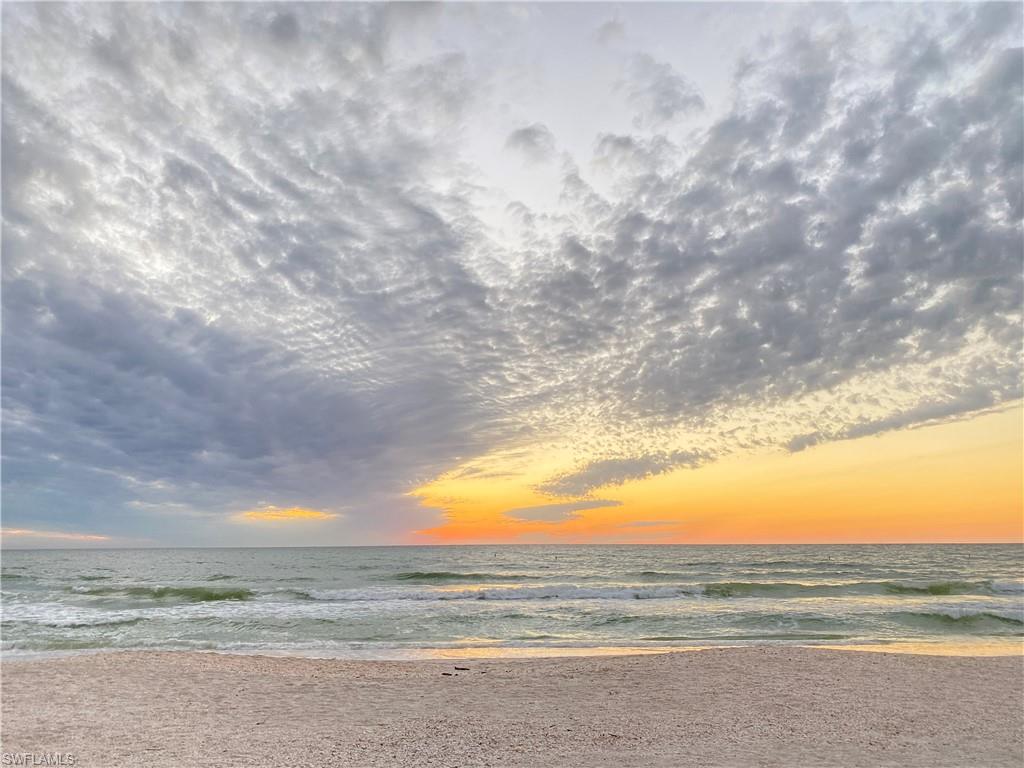 WELLINGTON - Residential