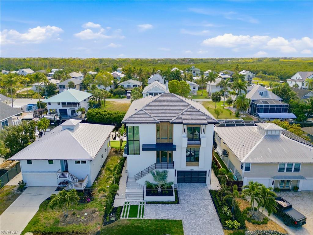GULF HARBOR - Residential