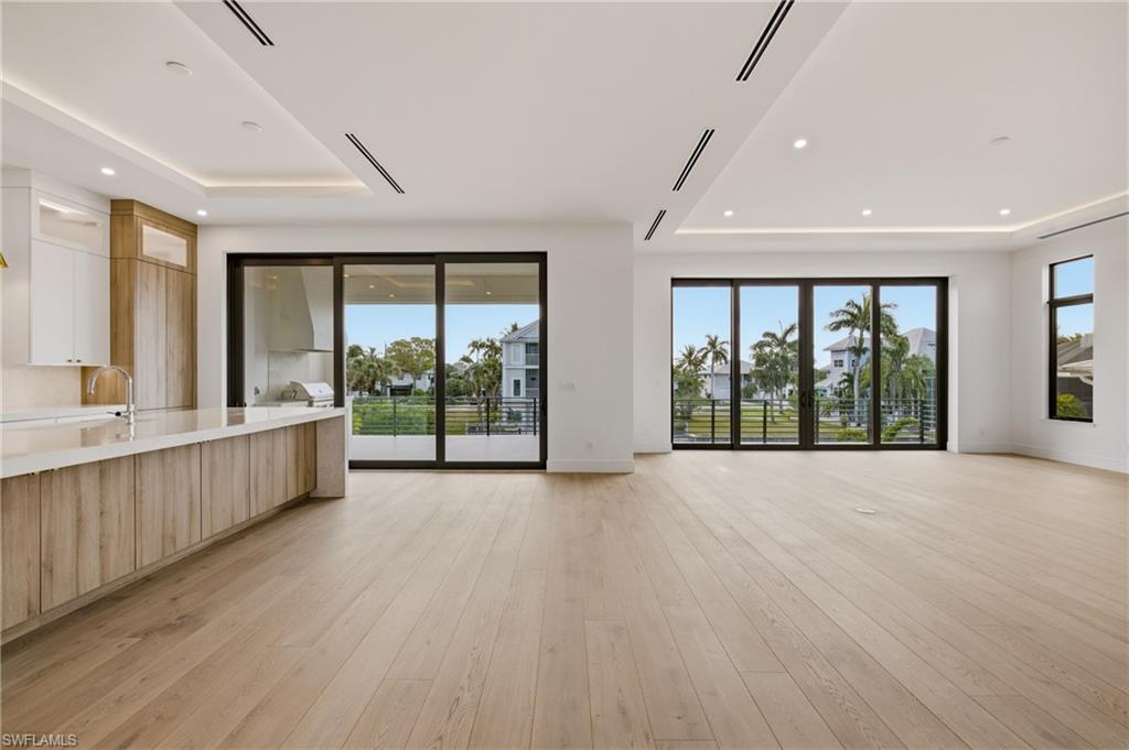 GULF HARBOR - Residential