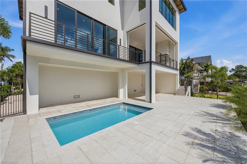 GULF HARBOR - Residential