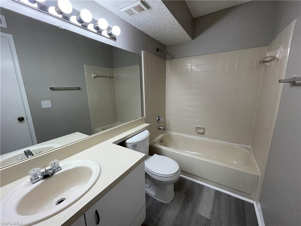 MUSA AT DANIELS - Residential Lease