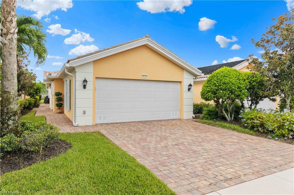 VILLAGE WALK OF BONITA SPRINGS - Residential