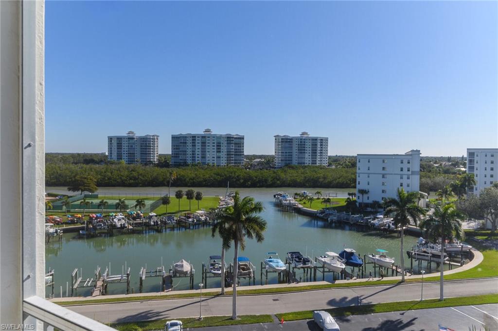 VANDERBILT TOWERS - Residential