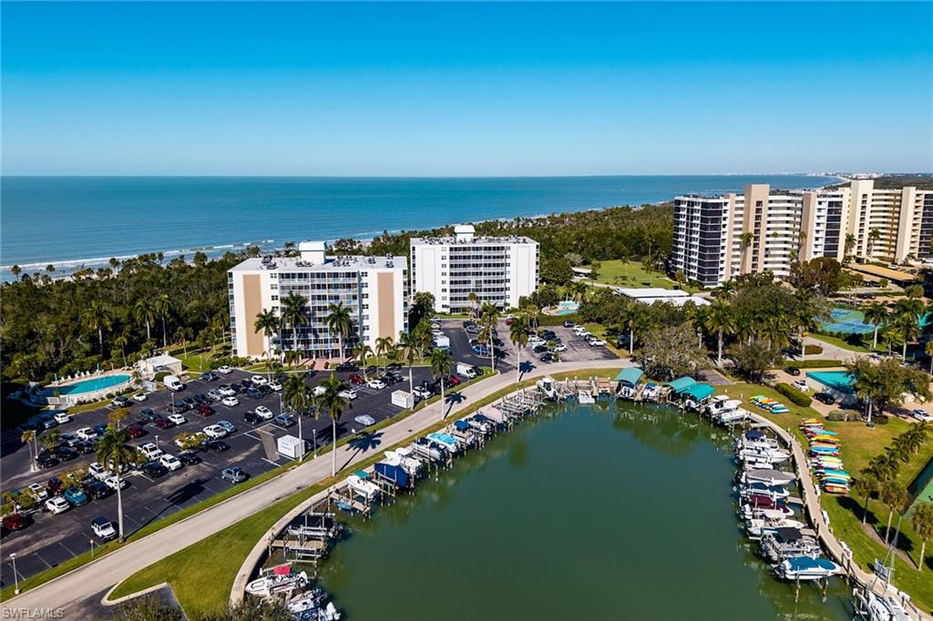 VANDERBILT TOWERS - Residential