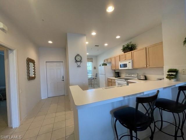 SUTTON WALK - Residential