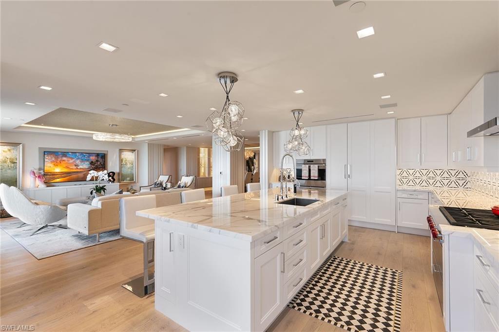 MYSTIQUE - Residential