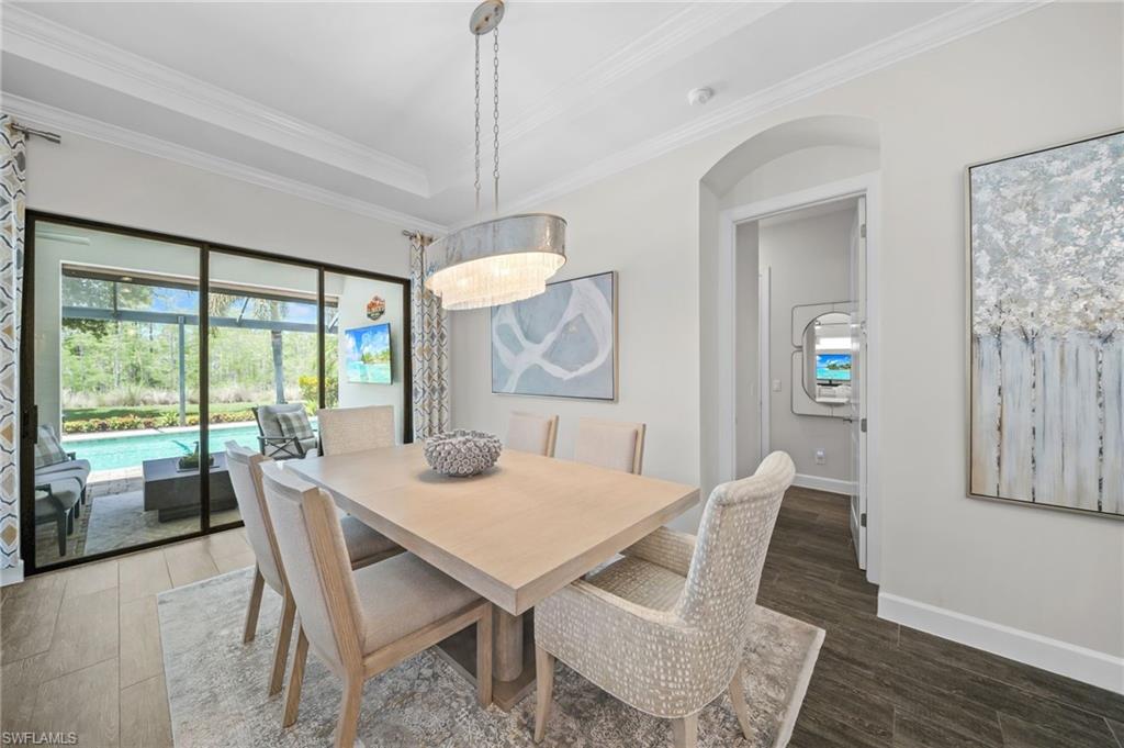 ESPLANADE - Residential