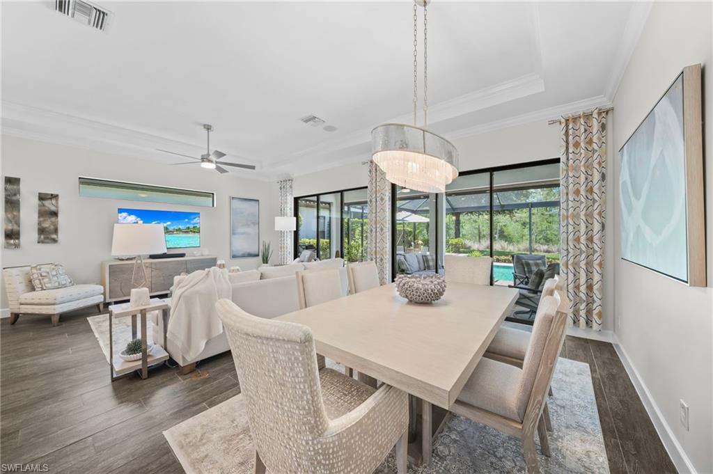 ESPLANADE - Residential