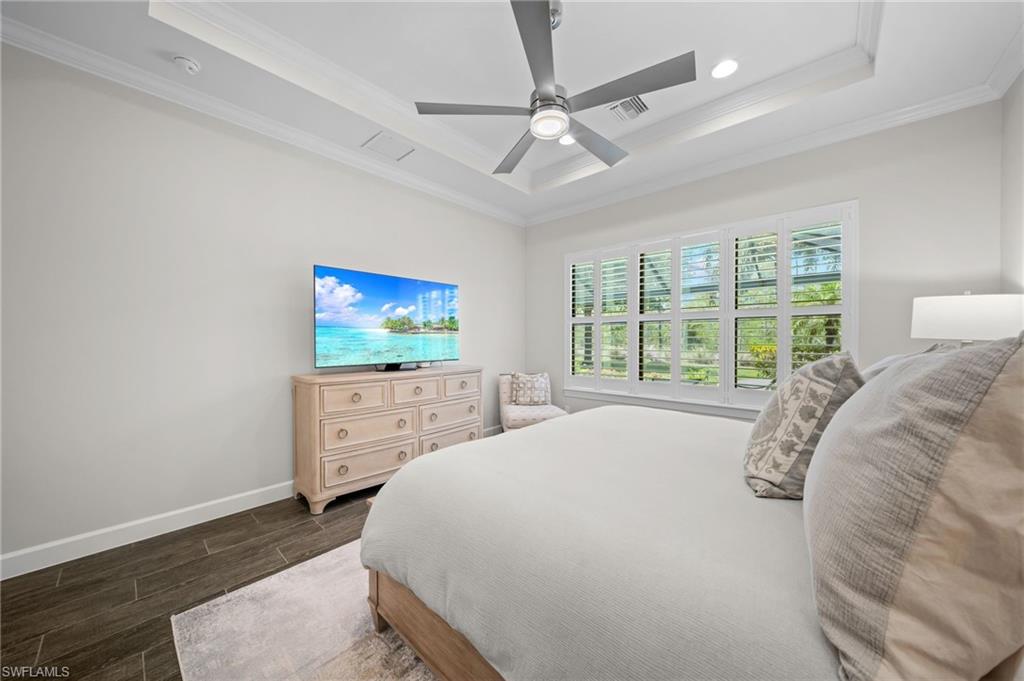 ESPLANADE - Residential