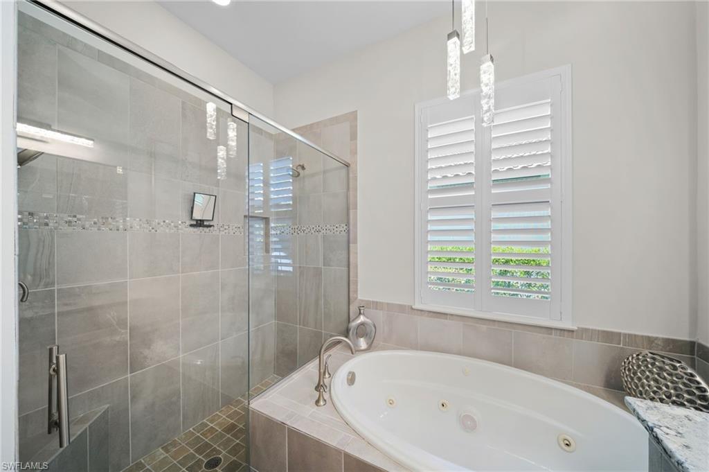 ESPLANADE - Residential