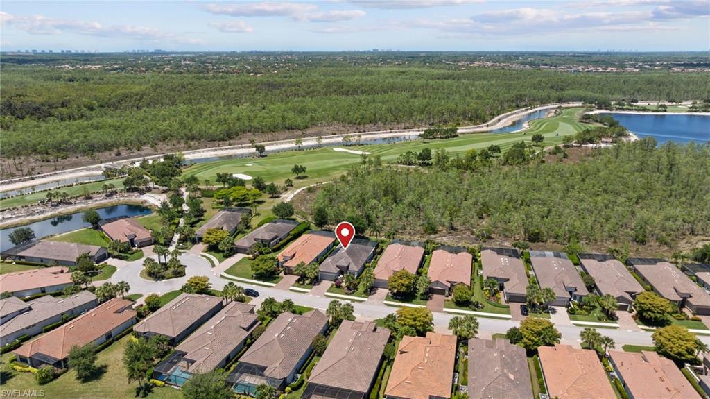 ESPLANADE - Residential