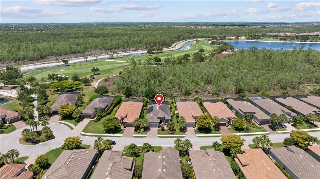 ESPLANADE - Residential