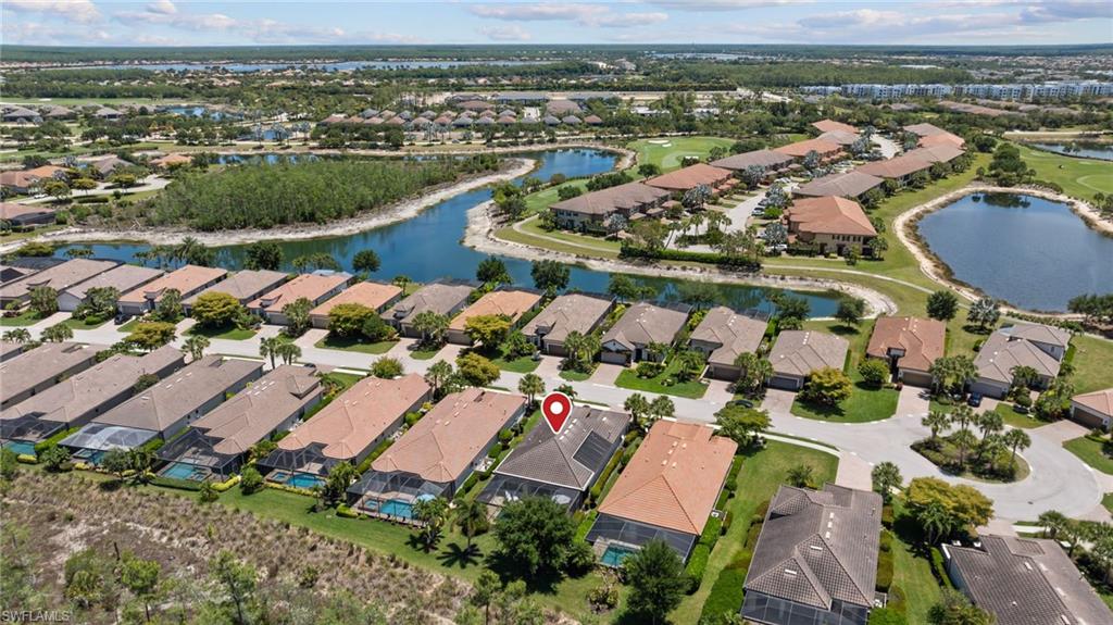 ESPLANADE - Residential