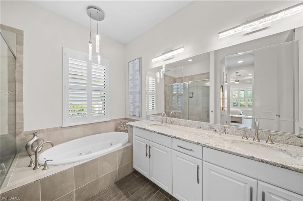 ESPLANADE - Residential