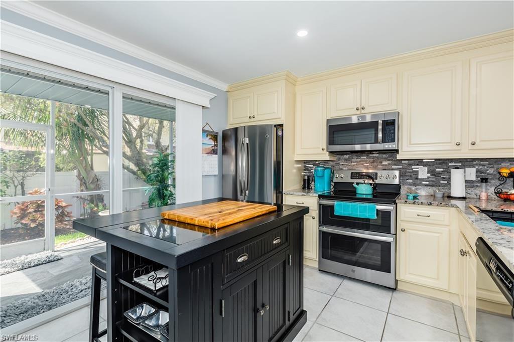 SAND STAR VILLAS - Residential Lease