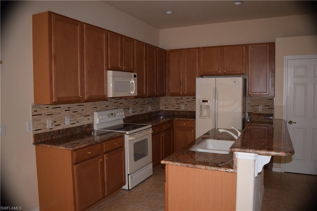 LAGO VILLAGGIO - Residential