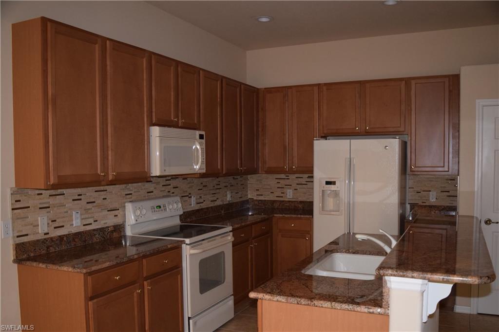 LAGO VILLAGGIO - Residential