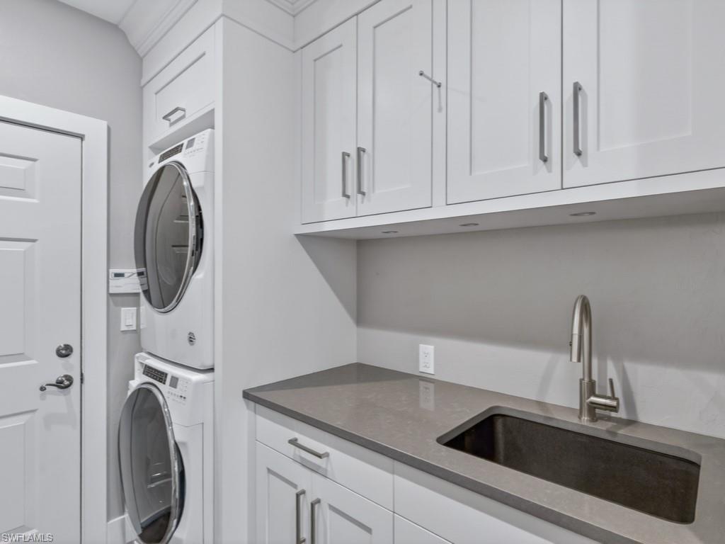 POINTE AT PELICAN BAY - Residential