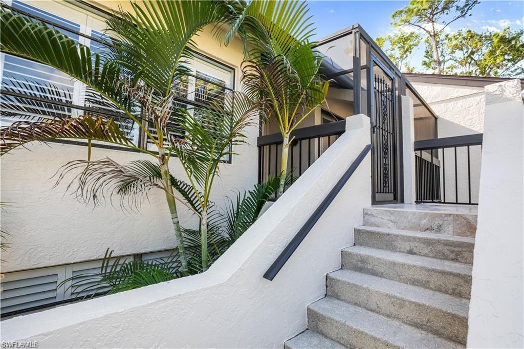 HAMPTONS AT KINGS LAKE - Residential