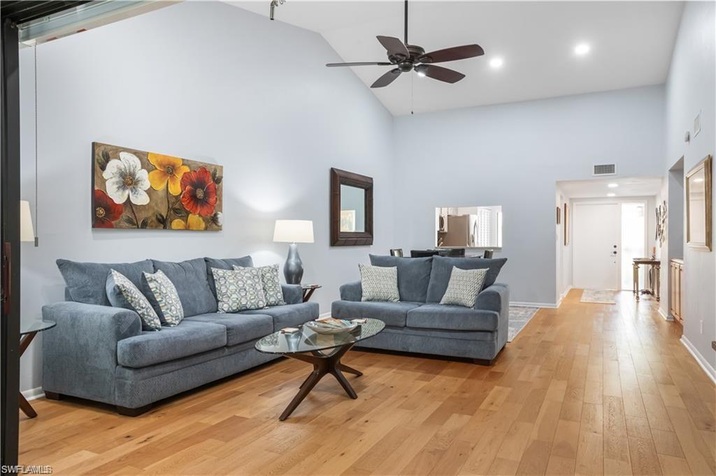 HAMPTONS AT KINGS LAKE - Residential