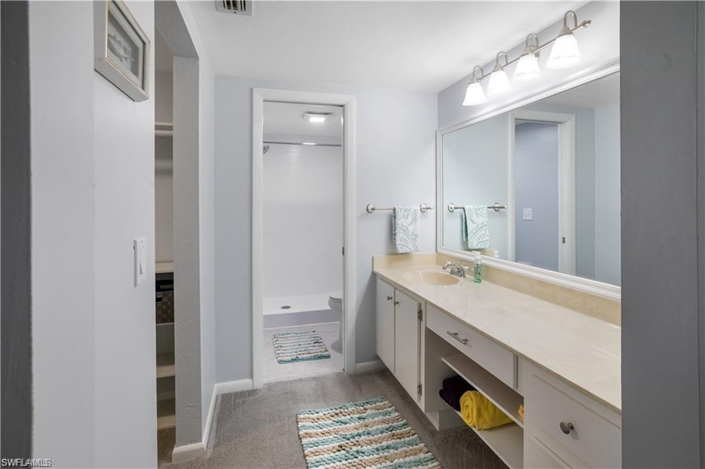 HAMPTONS AT KINGS LAKE - Residential