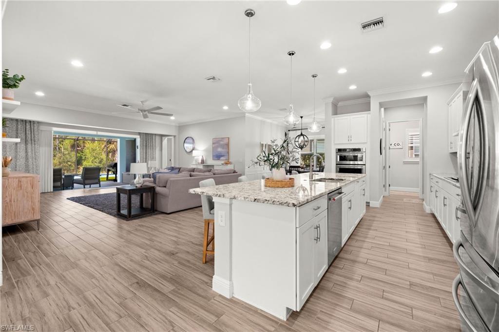 COMPASS LANDING - Residential