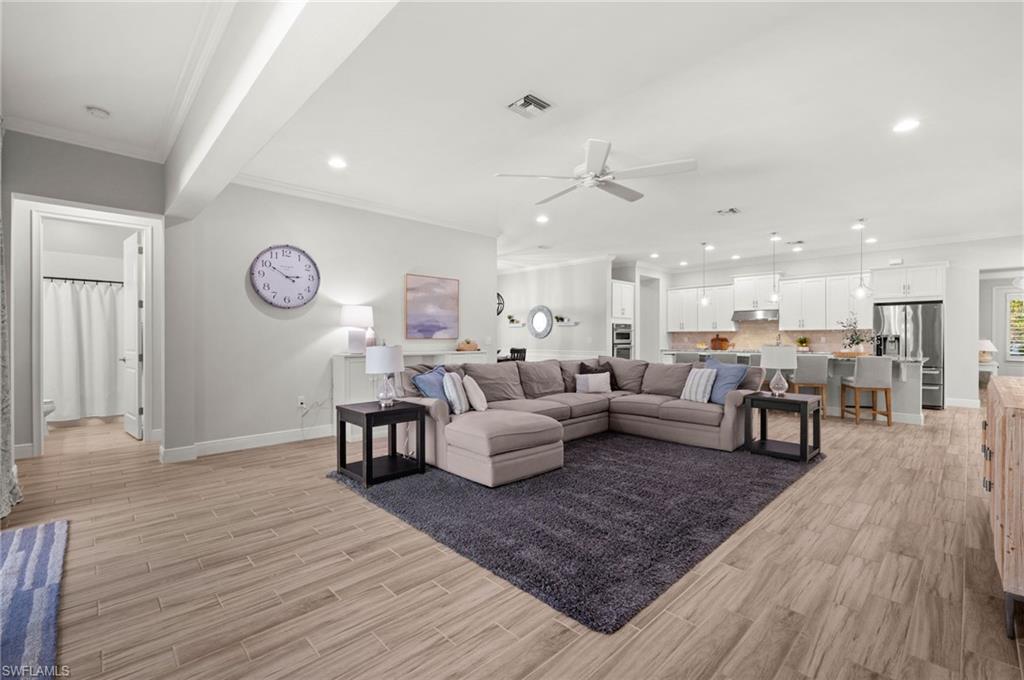 COMPASS LANDING - Residential