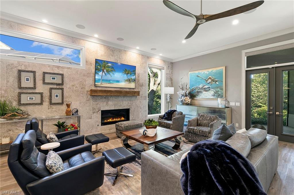 COLLIERS RESERVE - Residential