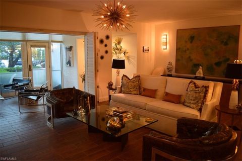 5817 Glencove DR 402 NAPLES FL 34108