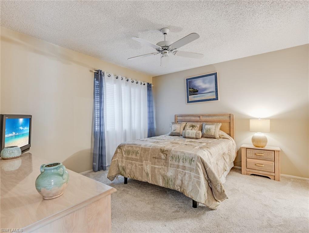 SEVEN LAKES - Residential