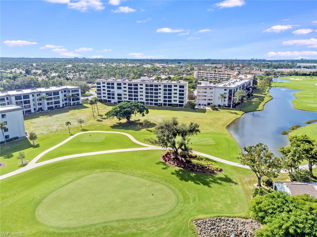 SEVEN LAKES - Residential