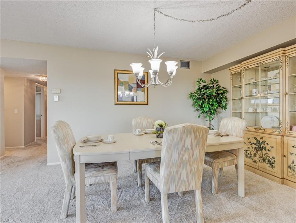 SEVEN LAKES - Residential