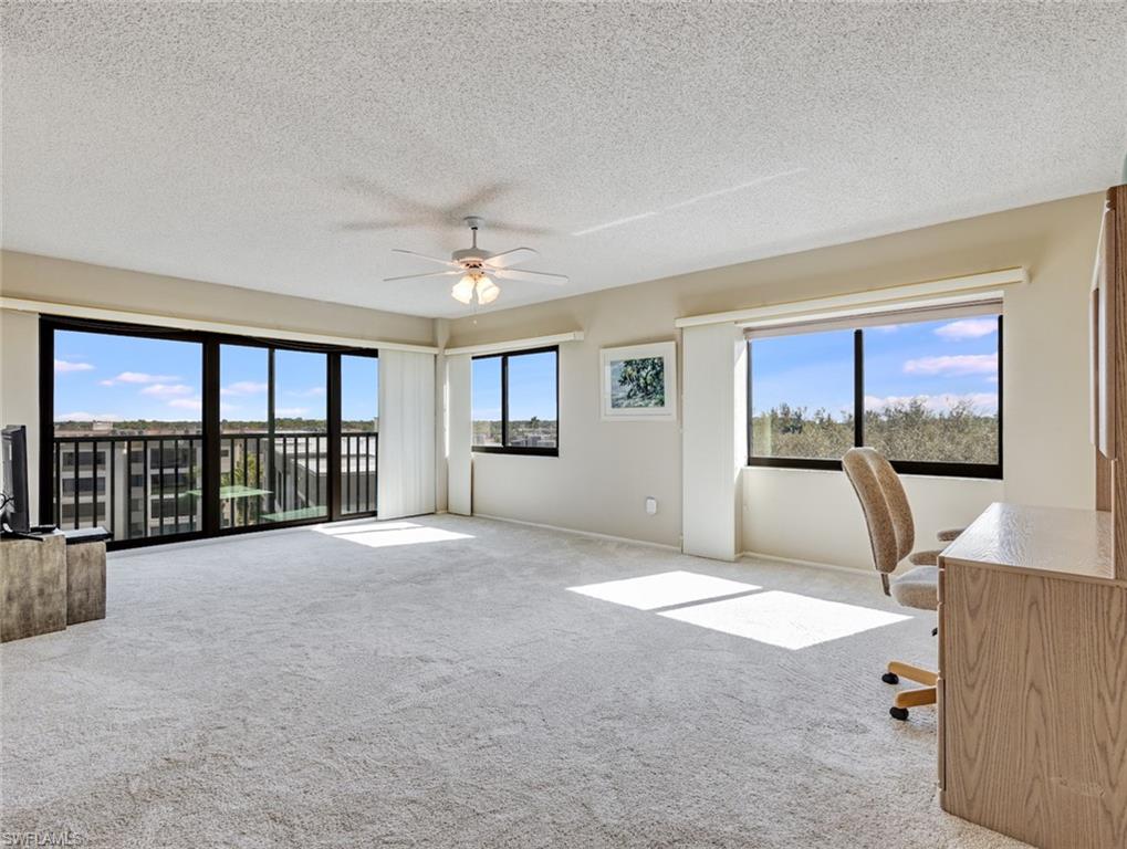 SEVEN LAKES - Residential