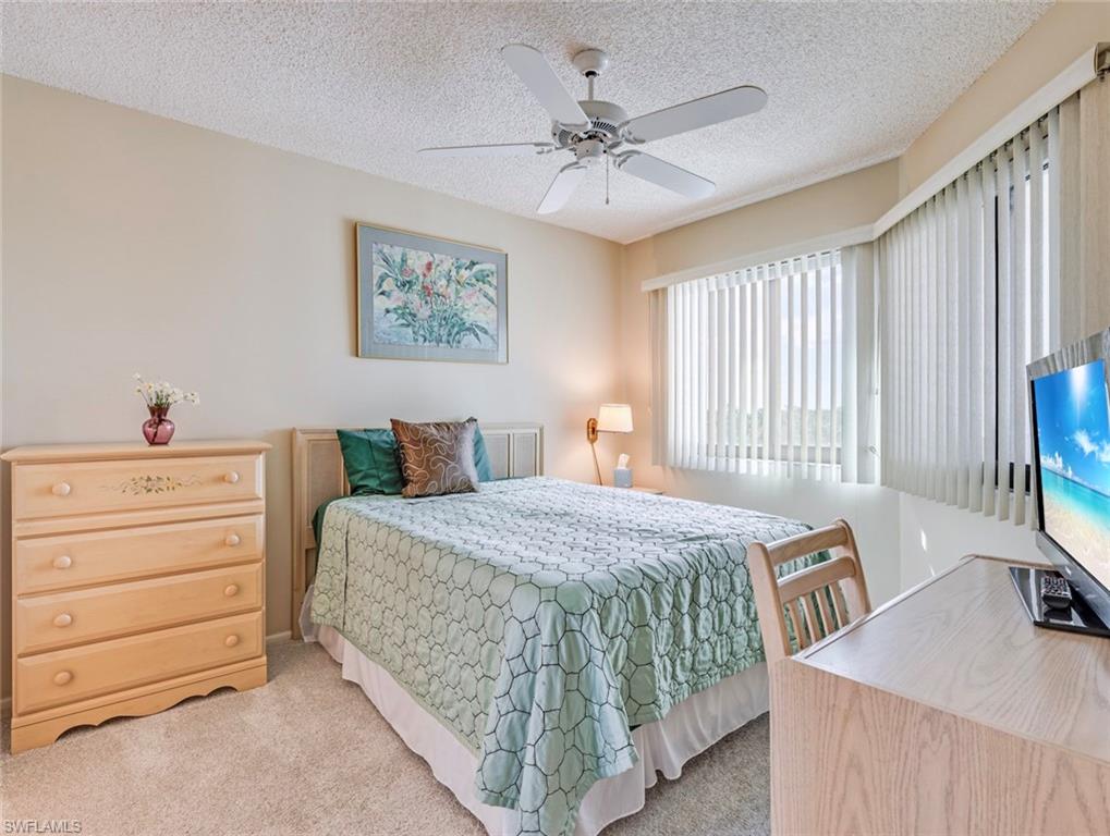 SEVEN LAKES - Residential