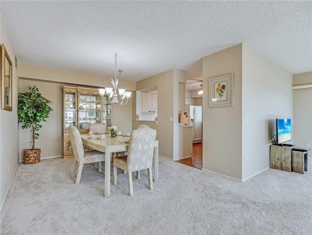 SEVEN LAKES - Residential