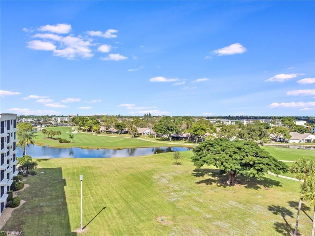 SEVEN LAKES - Residential