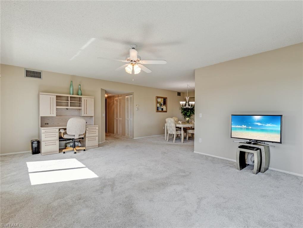 SEVEN LAKES - Residential