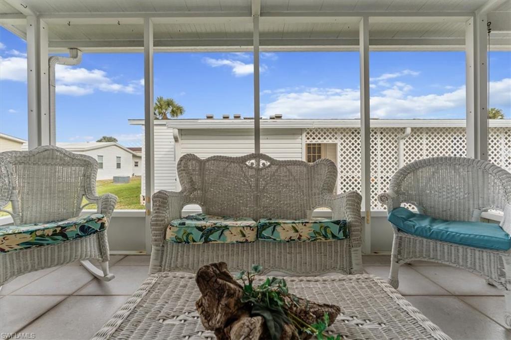 ENCHANTING SHORES - Residential