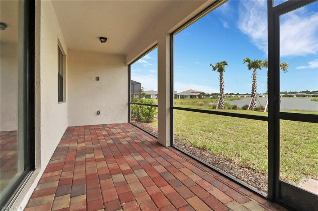 HAMPTON LAKES - Residential Lease