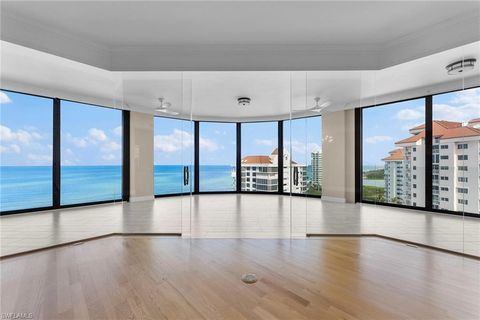 81 Seagate DR 1103 NAPLES FL 34103