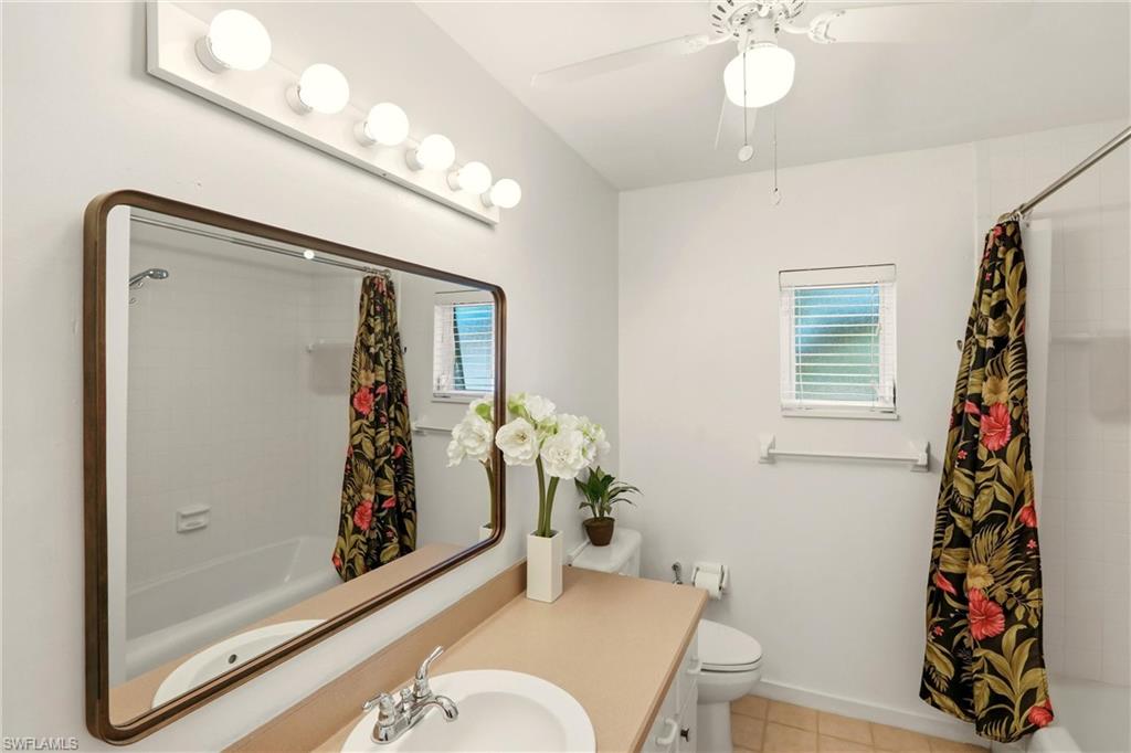 MONTEGO MANOR - Residential