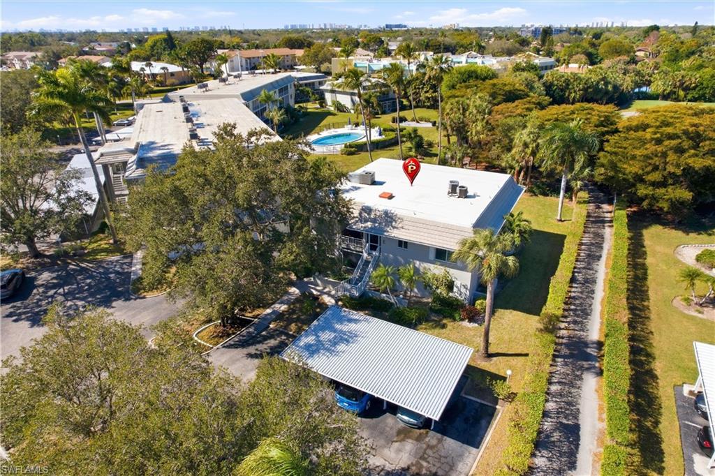 MONTEGO MANOR - Residential