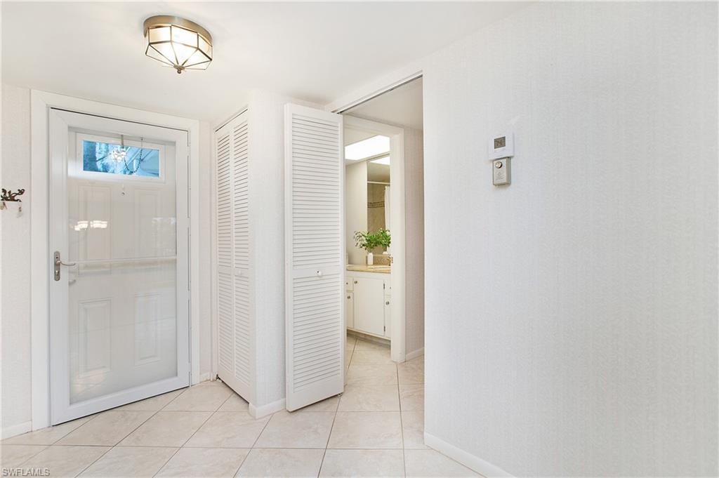 GLADES COUNTRY CLUB - Residential