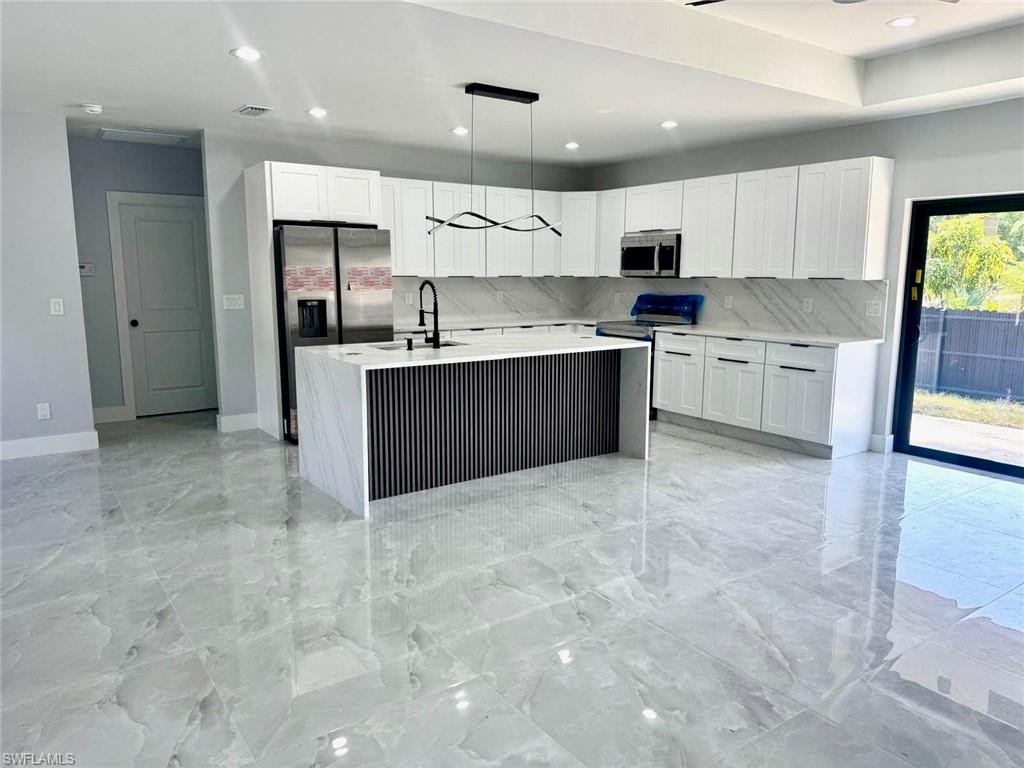 LEHIGH ACRES - Residential