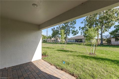 Single Family Residence in PUNTA GORDA FL 25357 Deep Creek BLVD 42.jpg