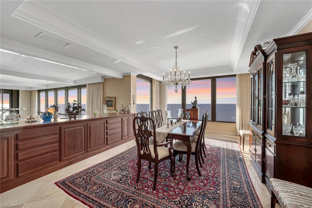 PARK PLAZA - Residential